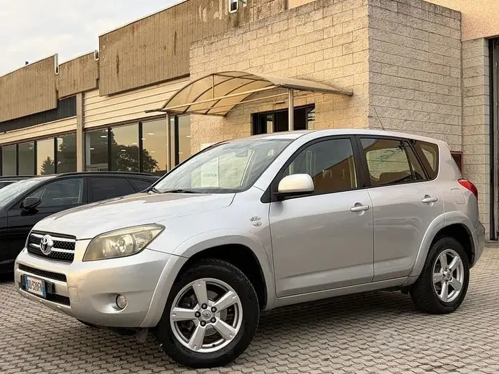 Toyota Rav4 2006 photo 3