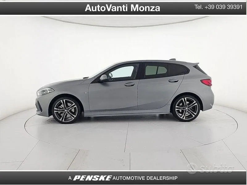 BMW 1 Series 2023 photo 3