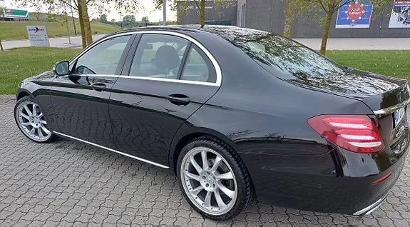 Mercedes-Benz E220 D 2017 photo 2