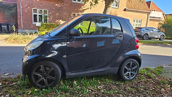 Smart Fortwo 2011 photo 4