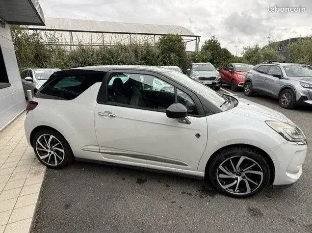 DS Automobiles Ds3 2019 photo 2