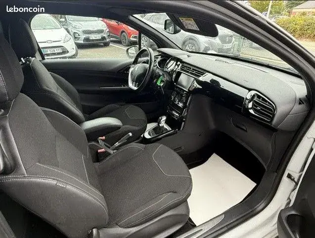 DS Automobiles Ds3 2019 photo 3