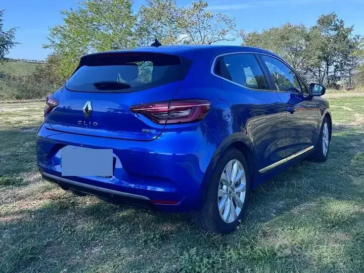 Renault Clio 2022 photo 4