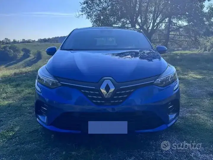 Renault Clio 2022 photo 2