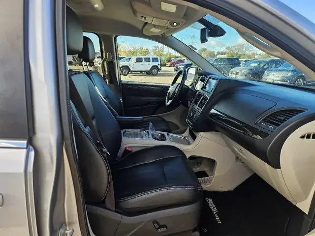 Dodge Grand Caravan 2019 photo 3