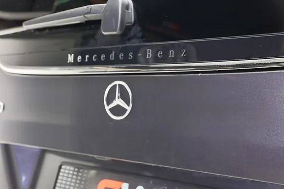 Mercedes-Benz Eqv300 2026 photo 4