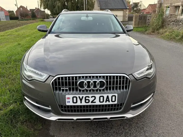 Audi A6 Allroad 2012 photo 2