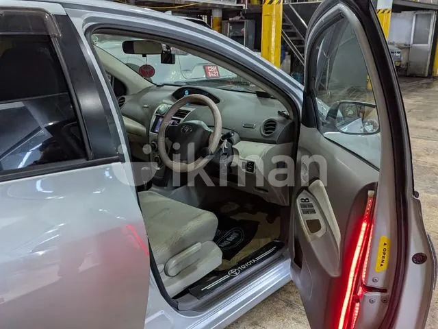 Toyota Belta 2008 photo 3