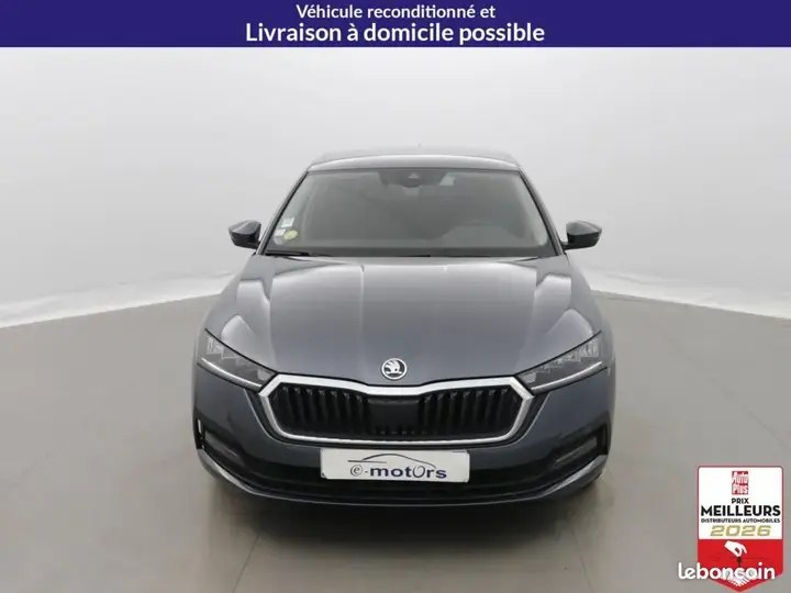 Skoda Octavia 2021 photo 2