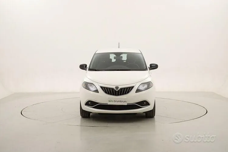 Lancia Ypsilon 2023 photo 2