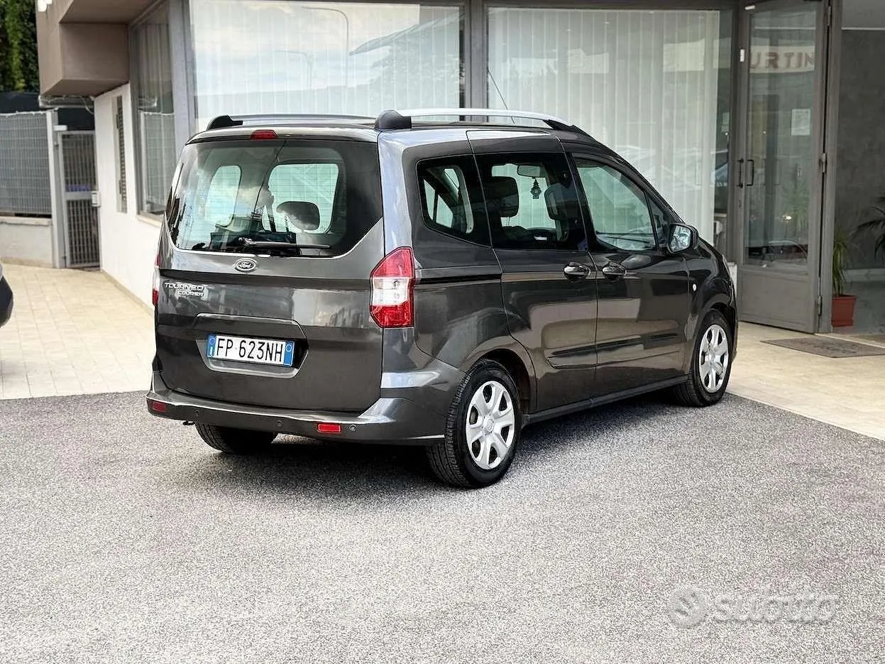 Ford Tourneo Courier 2018 photo 5