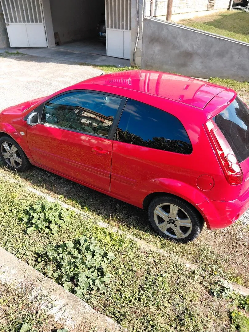 Ford Fiesta 2008 photo 3