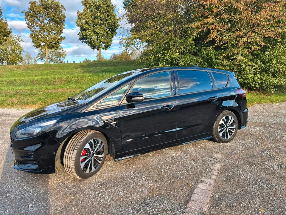 Ford S-Max