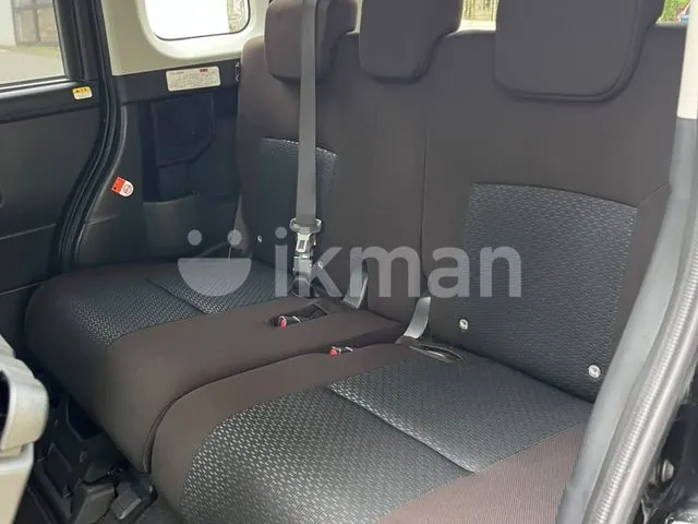 Toyota Roomy 2023 photo 4