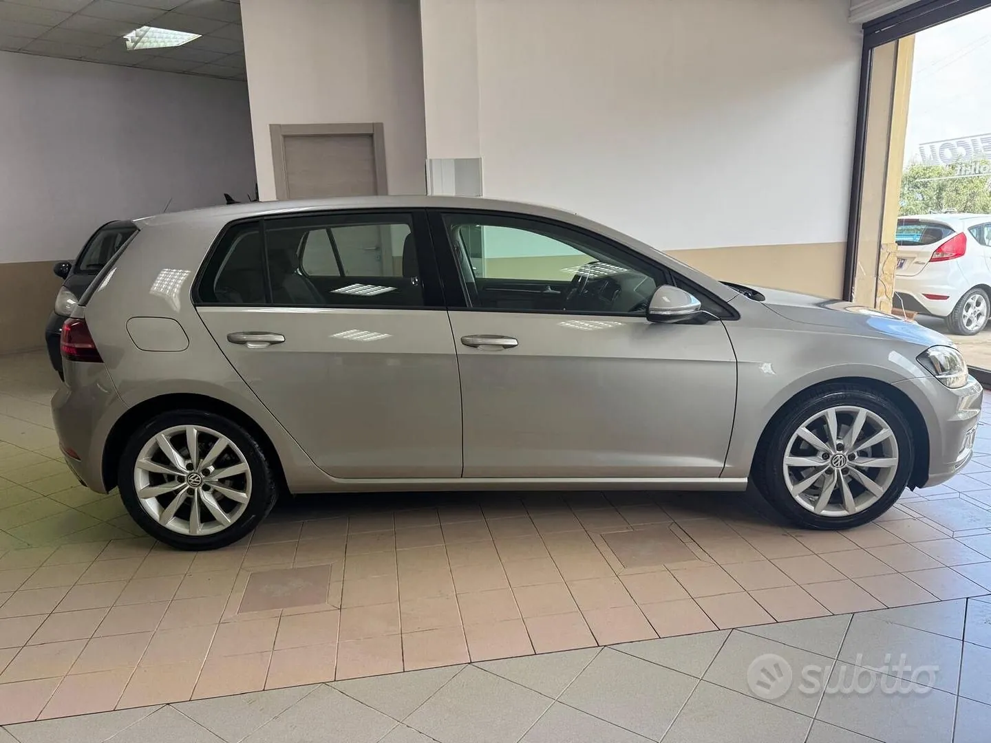 Volkswagen Golf 2018 photo 3