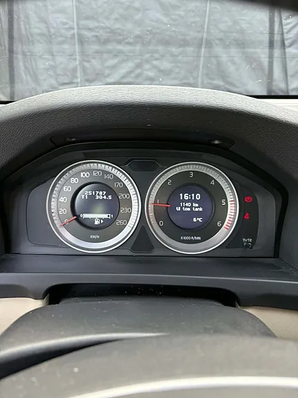 Volvo S60 2012 photo 4