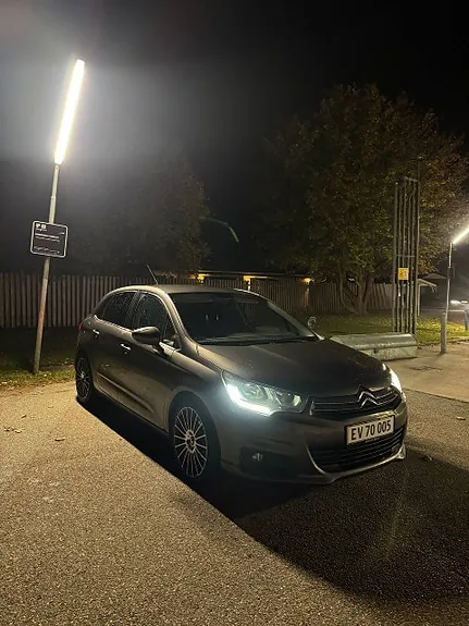 Citroen C4 2016 photo 3