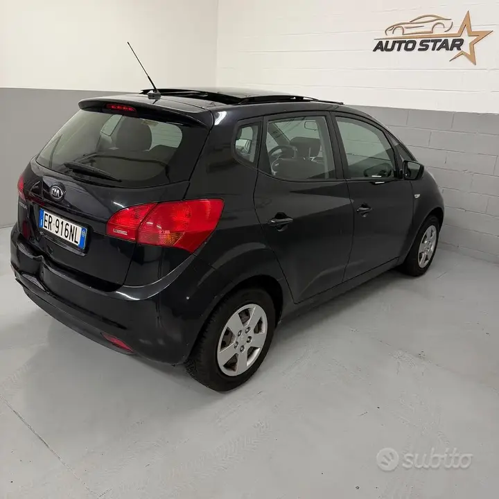 Kia Venga 2013 photo 5