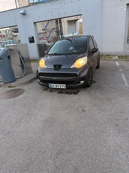 Peugeot 107 2011 photo 4