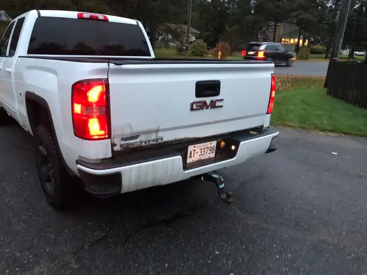 GMC Sierra 1997 photo 3