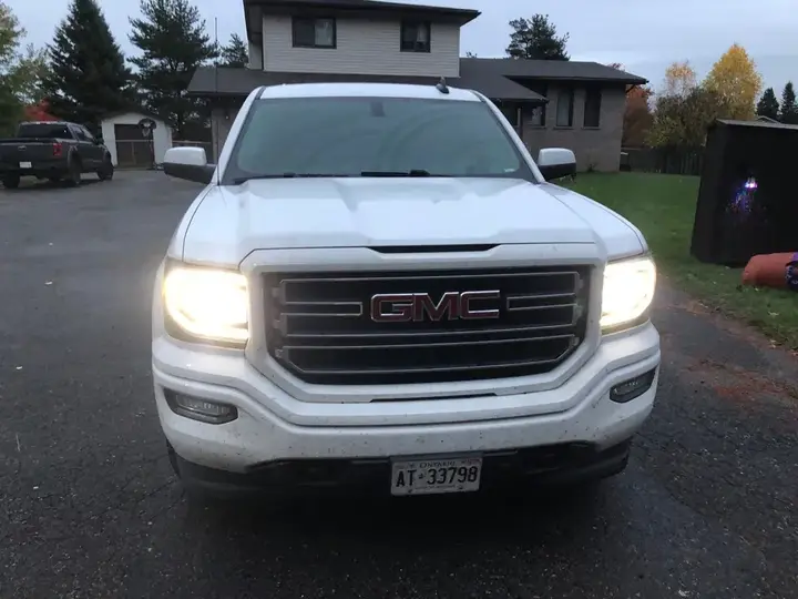 GMC Sierra