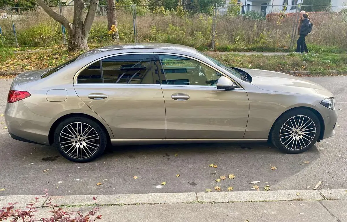 Mercedes-Benz C-Class 2022 photo 3