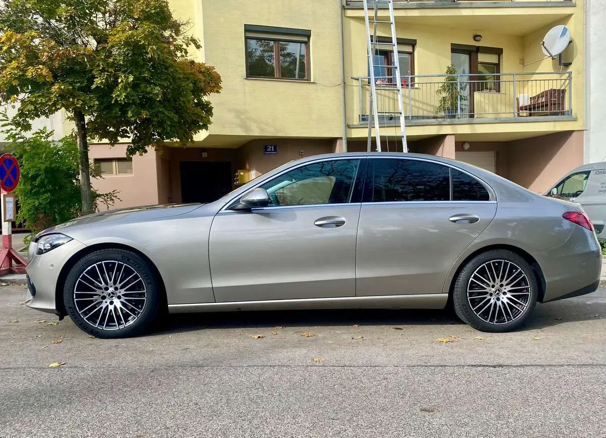 Mercedes-Benz C-Class 2022 photo 2