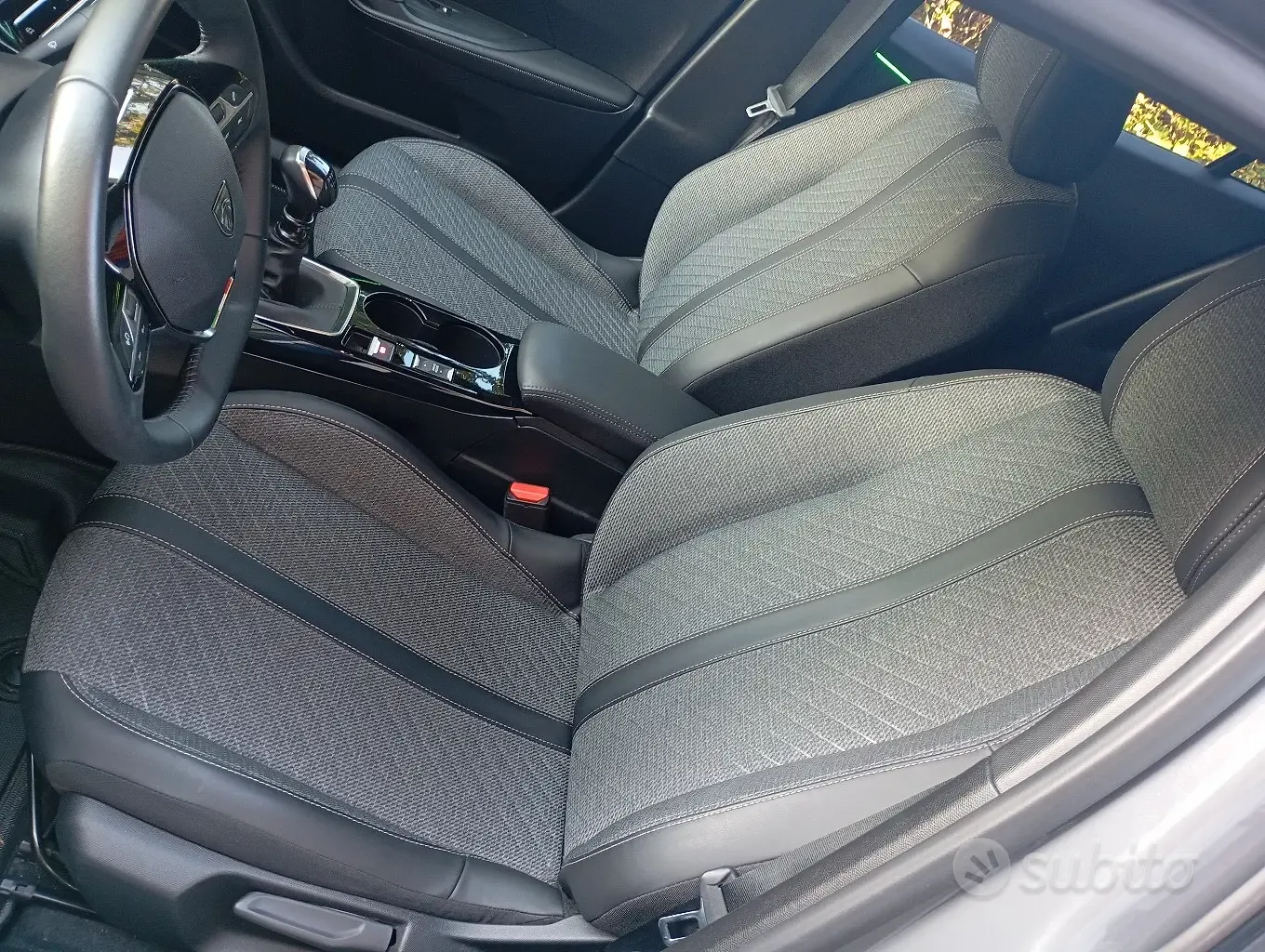 Peugeot 2008 2024 photo 5