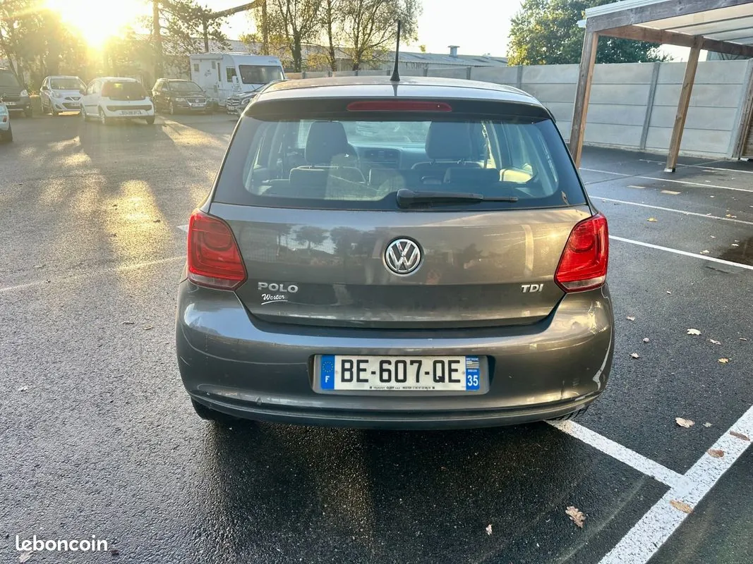 Volkswagen Polo 2010 photo 4