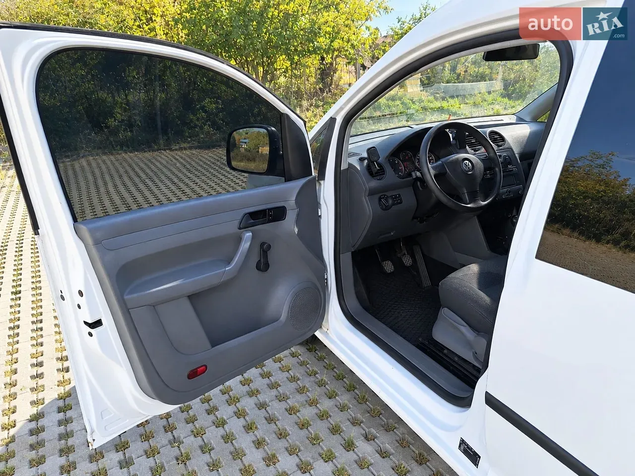 Volkswagen Caddy 2008 photo 2
