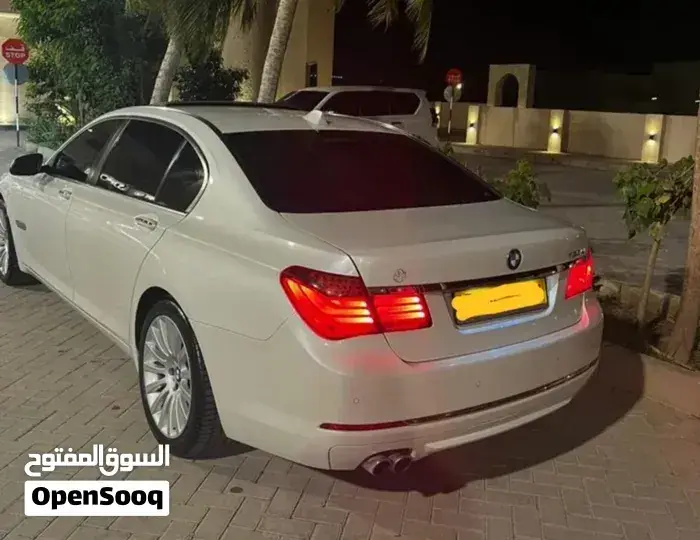 BMW 7 Series 2014 photo 2