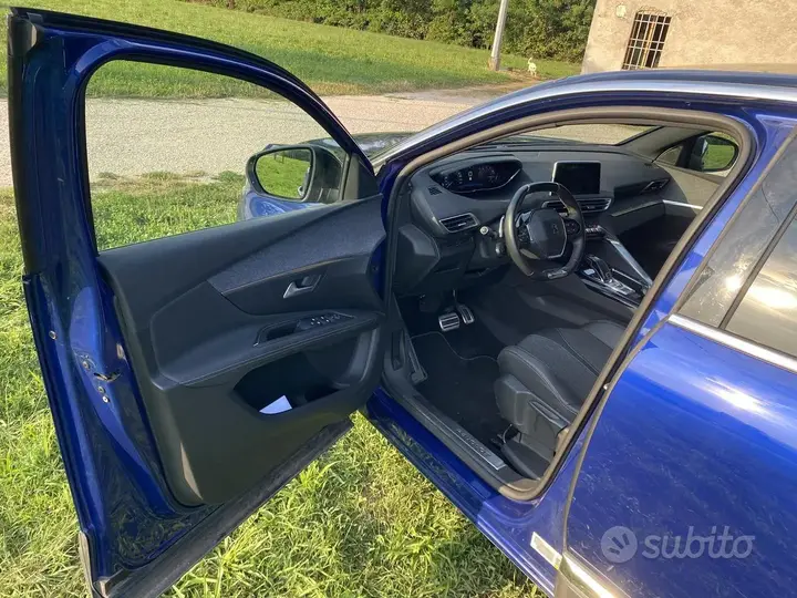 Peugeot 3008 2019 photo 5