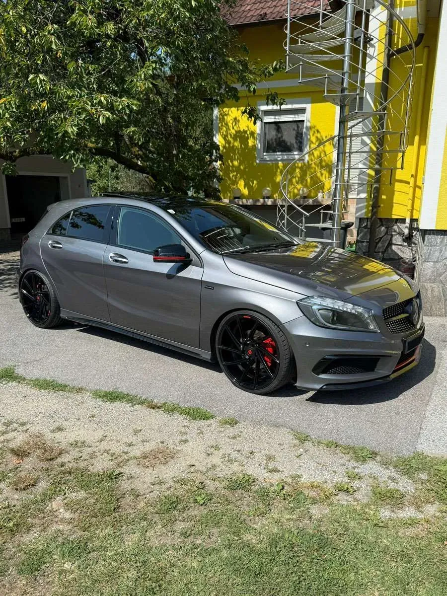 Mercedes-Benz Aklasse 2013 photo 2