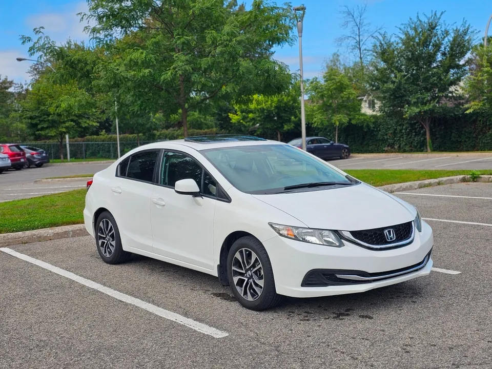 Honda Civic 2013 photo 2