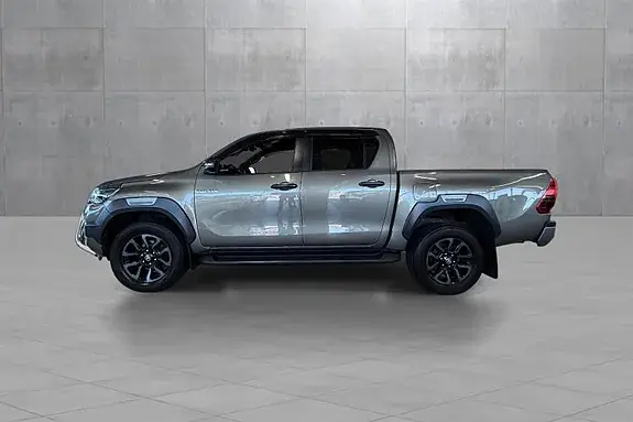 Toyota Hilux 2020 photo 2