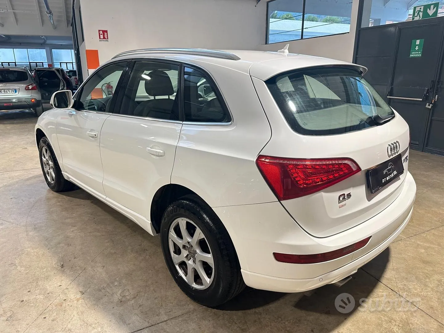 Audi Q5 2010 photo 4