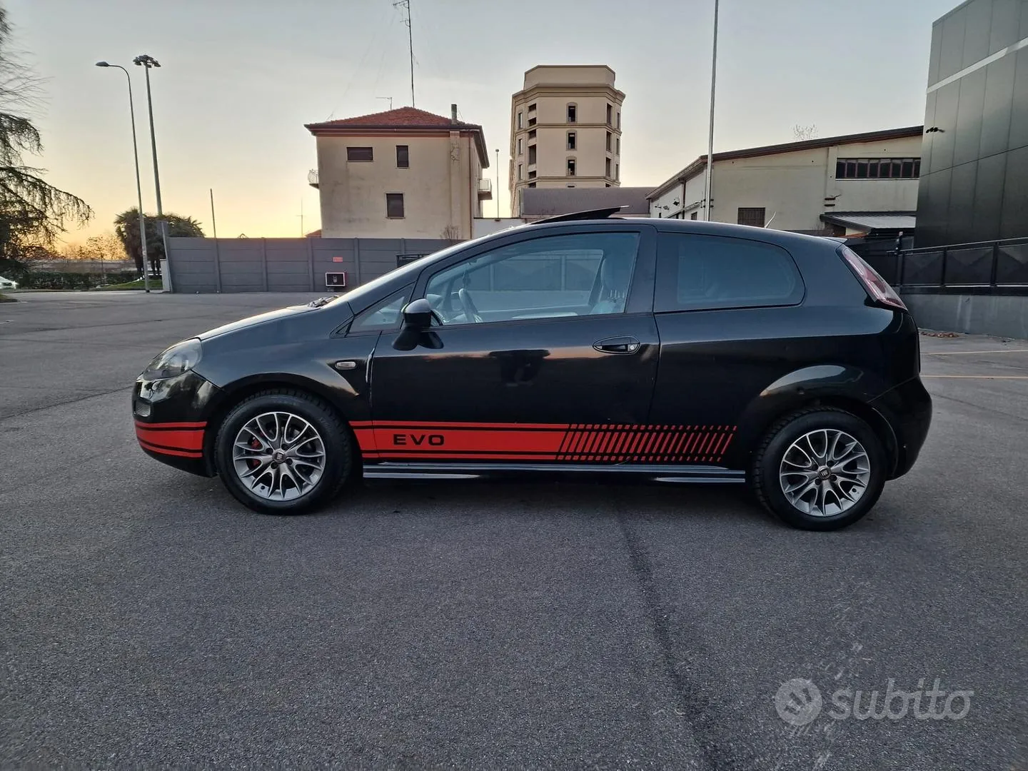 Fiat Punto 2012 photo 5