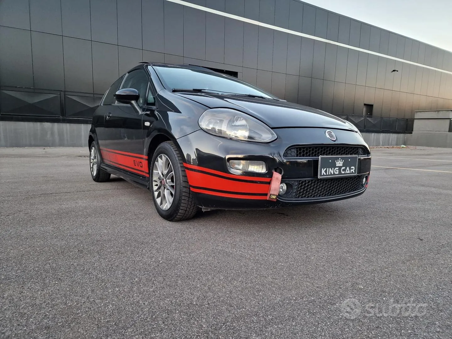 Fiat Punto 2012 photo 2