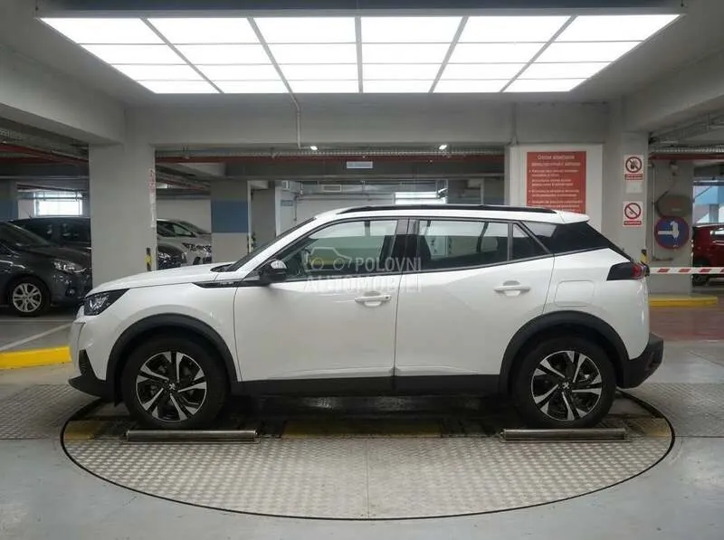 Peugeot 2008 2020 photo 4