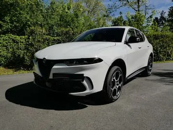 Alfa Romeo Tonale 2025 photo 2