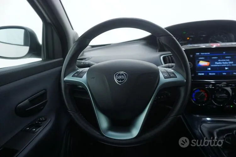 Lancia Ypsilon 2023 photo 4