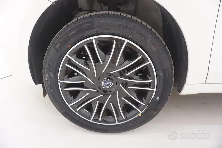Lancia Ypsilon 2023 photo 5