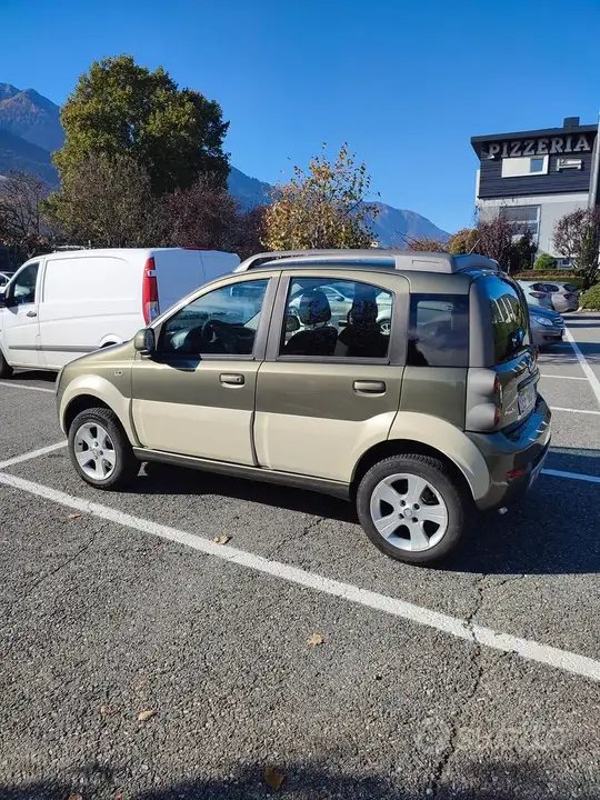 Fiat Panda Cross 2011 photo 2