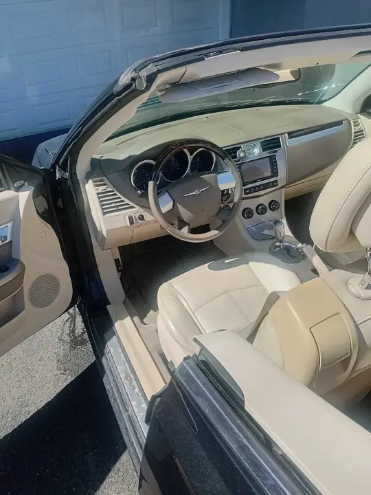 Chrysler Sebring 2010 photo 3