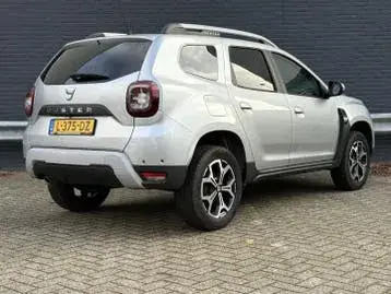 Dacia Duster 2021 photo 2