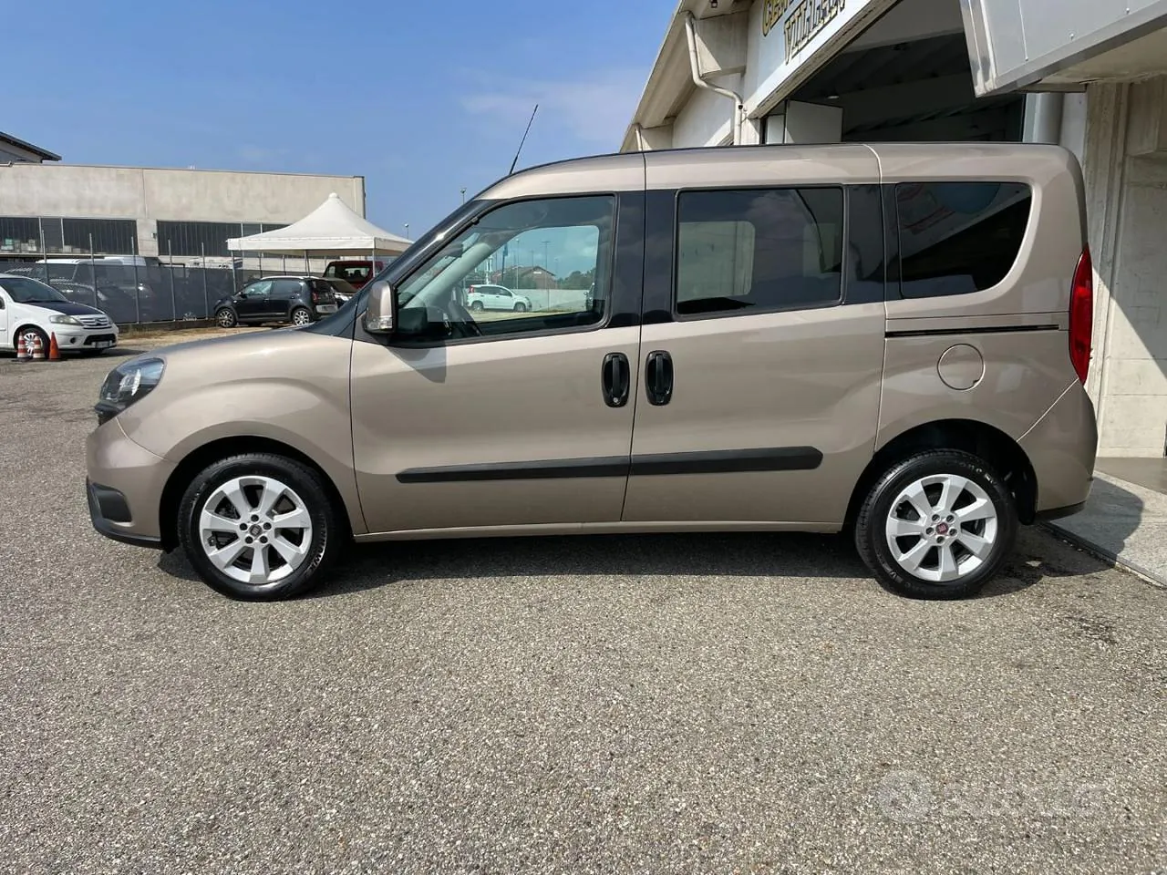 Fiat Doblò 2018 photo 2