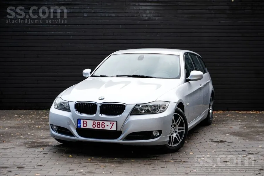 BMW 320