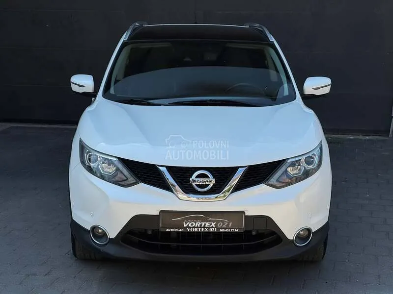 Nissan Qashqai 2015 photo 2