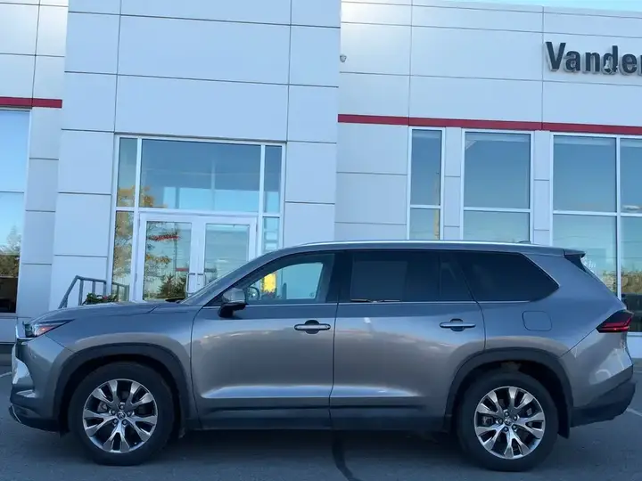 Toyota Grand Highlander 2025 photo 4