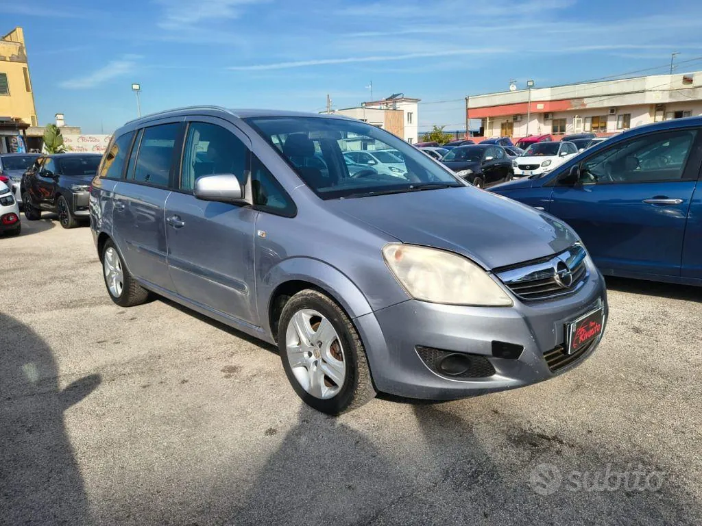Opel Zafira 2009 photo 2